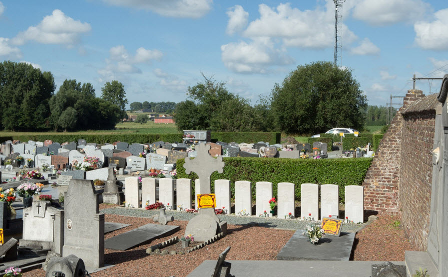Cimetière d'Irchonwelz, Belgium